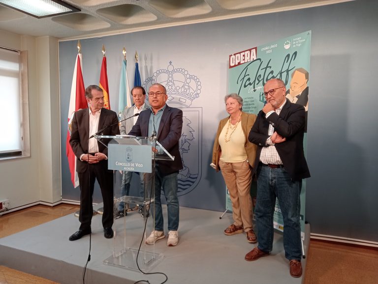 Presentación Temporada Otoño Lírico 2022 en Concello de Vigo